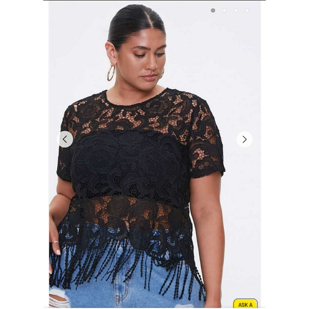Forever 21 crochet knit cropped blouse